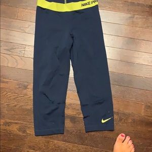 Nike dri fit leggings